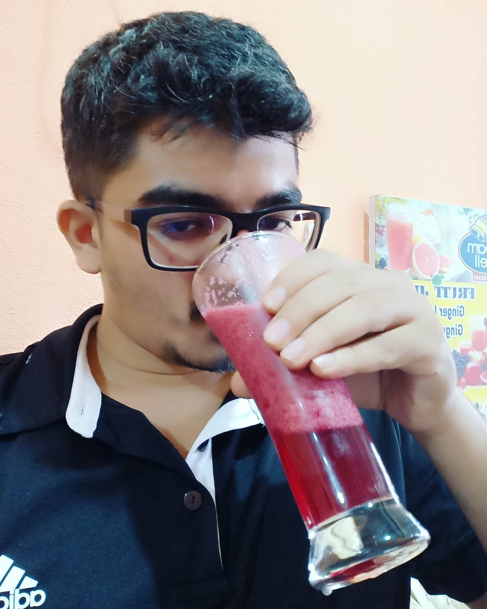 Black grape juice, Bijapur.#fooravel #food #travel #foodtalkindia #eater #dailyfoodfeed #foodie #yum #bts #yummy #mumbaifoodie #buzzfeedfood #foodporn #tasty #lovefood #savoury #feedyoursoul #mumbaifood #foodblogger #cooking #travelgram #juice #traveldiaries