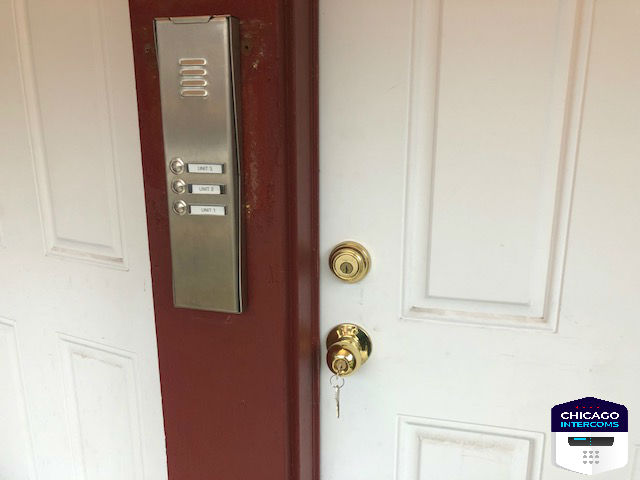 ChicagoIntercom's tweet image. It is important to feel safe in our #homes.🏘 There are many things that can breach this #safety, from unwanted guests to burglars. Chicago Intercoms has some systems in place to prevent a disruption of our safety at home.
bit.ly/30IdTrO #homeintercomsystem #chicago