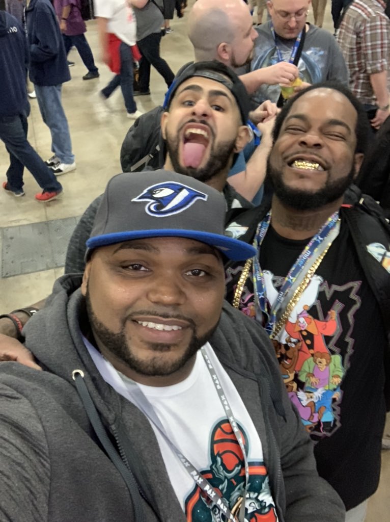 ZaddyJuLz's tweet photo. Pax South Was Amazing!!!!!

#Mixer #Mixerstreamer #Mixerlover #MixerForLife #WatchMixer #ContentCreator #Gamer #Gaming #Bronx #NYC #Xbox #PAXSouth2020 #BPG  @watchmixer @UniteMixer @paxsouth https://t.co/oN7ut8rLhY