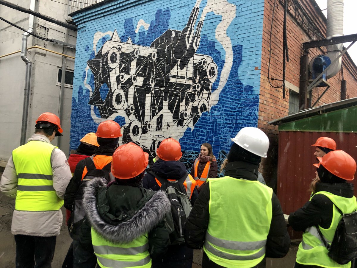 Музей стрит-арта приглашает на экскурсию глухих и слабослышащих посетителей. Экскурсия состоится в это воскресенье, 26 января, в 13:00.

Экскурсии бесплатные и проходят с переводчиком жестового языка. Запись обязательна - в ватсап - 89992084182.