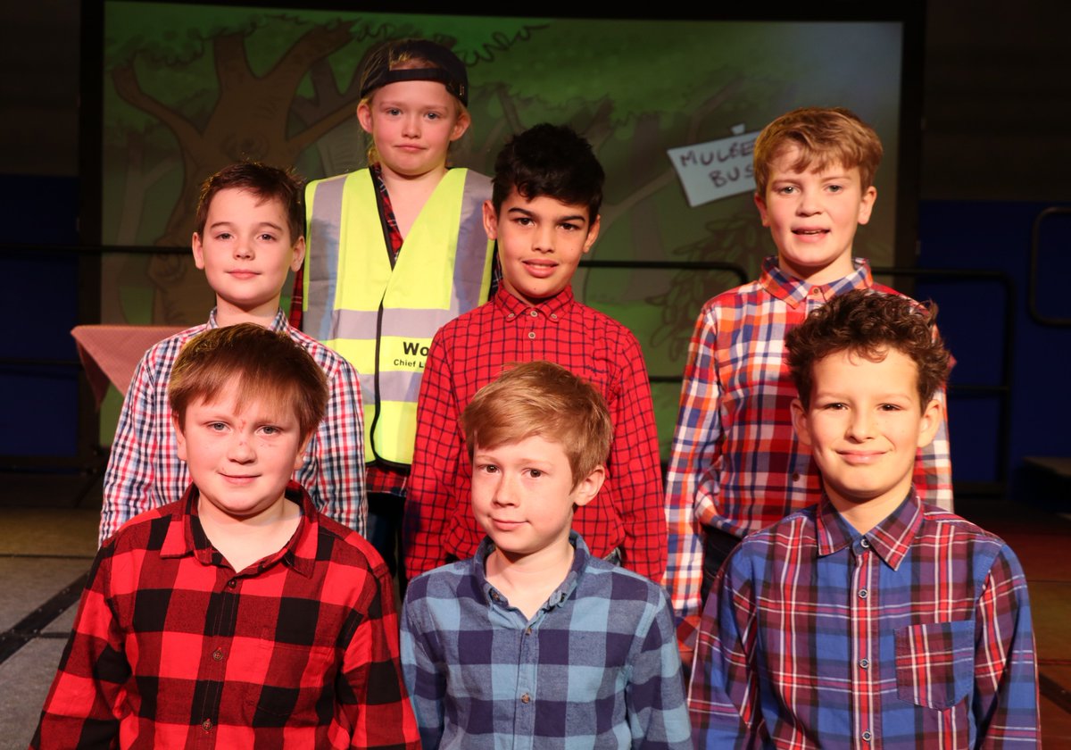 TownCloseSchool's tweet photo. The Year 4 Cast of Porridge cannot wait to perform to friends & family this week! Tickets are still available for the 2 performances on Thurs 23rd January at 4.30pm & Fri 24th January at 6.00pm! Please book via The Parent Portal!
#TownCloseTalent #BookNowToAvoidDisappointment https://t.co/qrH5ZrYhOS