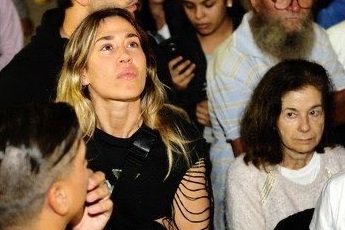 porquetendencia's tweet image. "Jimena Barón":
Porque participó de la marcha donde se pidió #JusticiaParaFernando y canceló sus shows en Villa Gesell