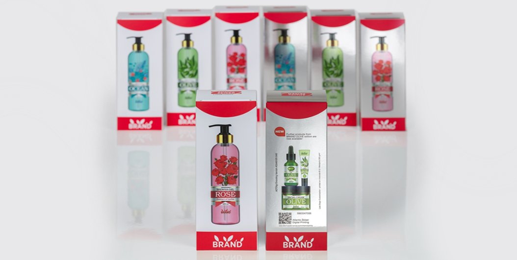 ACTEGA_global's tweet photo. Until now, folding carton boards finished with WB coatings represented a challenge for late stage customization. #AtlanticZeiser, #Tritron and #ACTEGA matched the ink and offset coating formulations in such a way that the two harmonize perfectly: https://t.co/yLwC5ccre6 https://t.co/hYI1EGJXwj