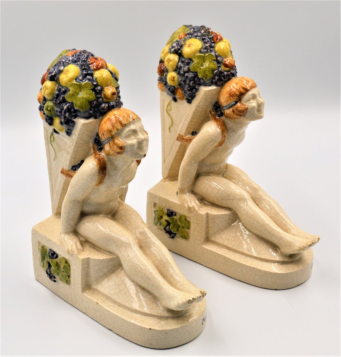 Charles Maillard RARE Art Deco Sculpture Ceramic Bookends  French #artdeco #charlesmaillard #ceramics #ceramic #china #antiqueceramics #bookends #antique #antiques #objects #antiqueshop #antiquestore #antiqueshopping #decor #frenchantiques #antiquebook ow.ly/hhw350y0Rq3