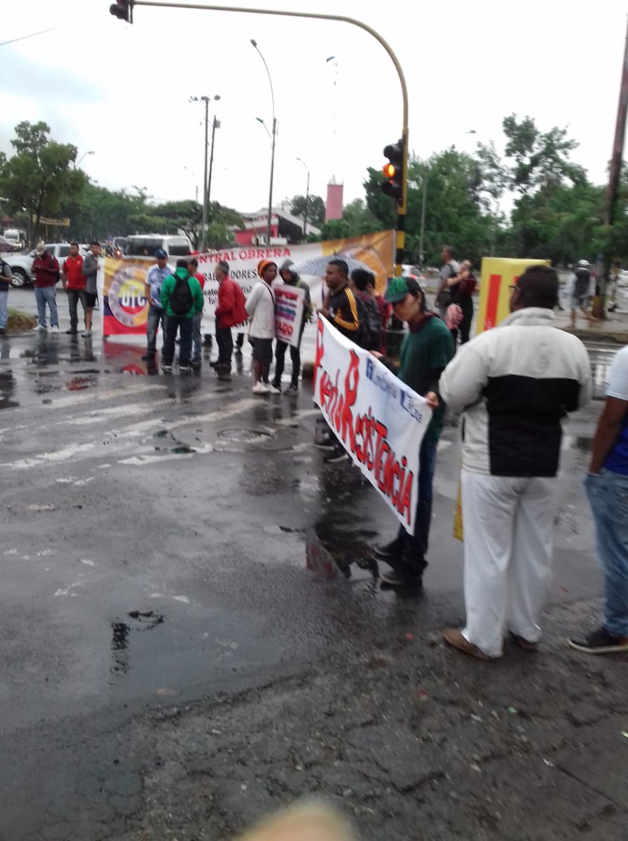 LuciaColHum's tweet photo. Desde Cali, puerto Resistencia al Oriente #21eElParoContinua .
#SigamonosLosBuenos2020 . https://t.co/SJrrdh896b