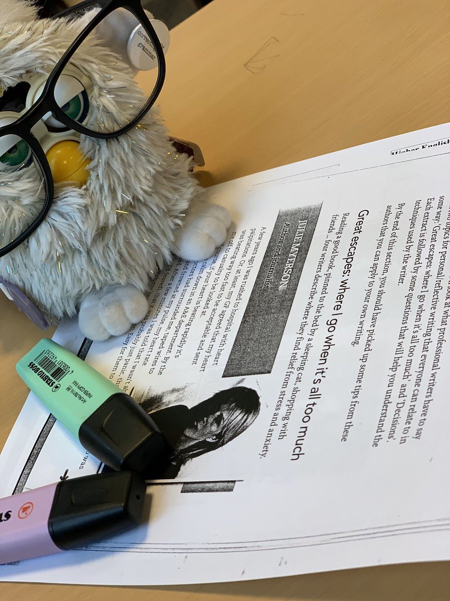 jerald_hhs's tweet image. Working on some #reflectivewriting ... also got new glasses 🤓😎