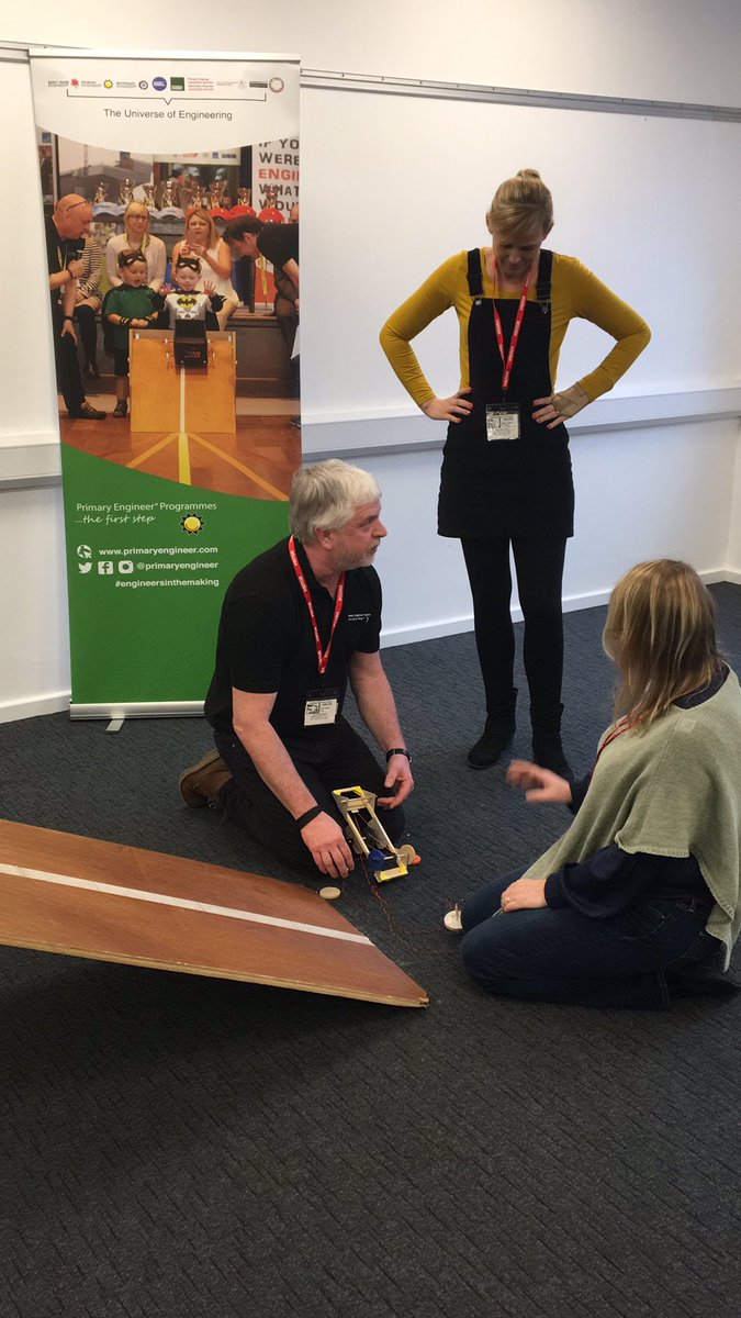 EmmaPrimary's tweet photo. Testing our electric vehicles this afternoon! @primaryengineer #STEM #Engineersinthemaking #fun https://t.co/HPywve5YX7