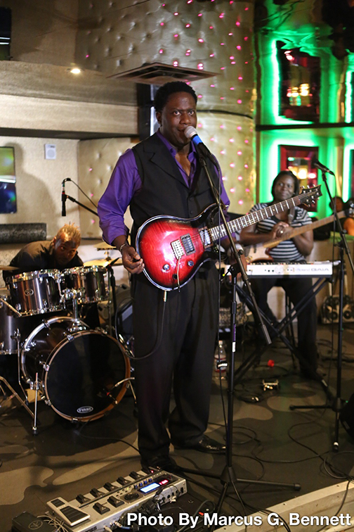 RadioQfm's tweet photo. Now Playing on Qfm 94.3; Circle Back - - Kevin Jackson ... Live on 94.3 (Tenerife) or online at https://t.co/4uFnE51O4j
 Buy this song; https://t.co/eDdkLISC9v https://t.co/5h9vVkyg5J