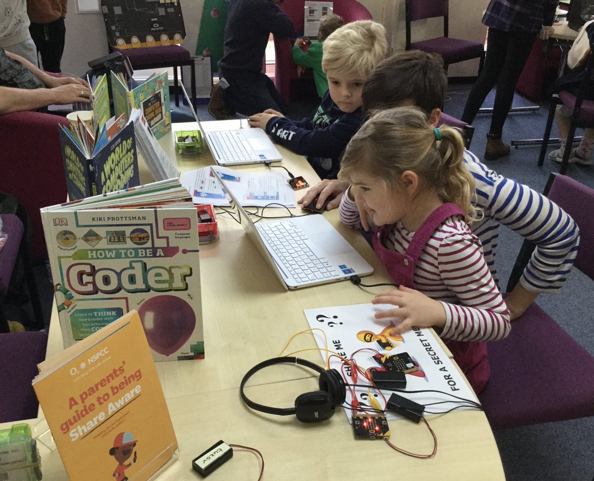 WSCCLibraries's tweet photo. What do we do at a Raspberry Jam? Play, explore, code, tinker, observe, chat, try new things, help others... the list goes on! Happens every 3 months at #BognorRegisLibrary; just keep an eye on @BognorRegisJam for the next #rjam. @Love_Bognor @BognorRegisPost
@BognorRegisTC #STEM https://t.co/5lv0nv628M