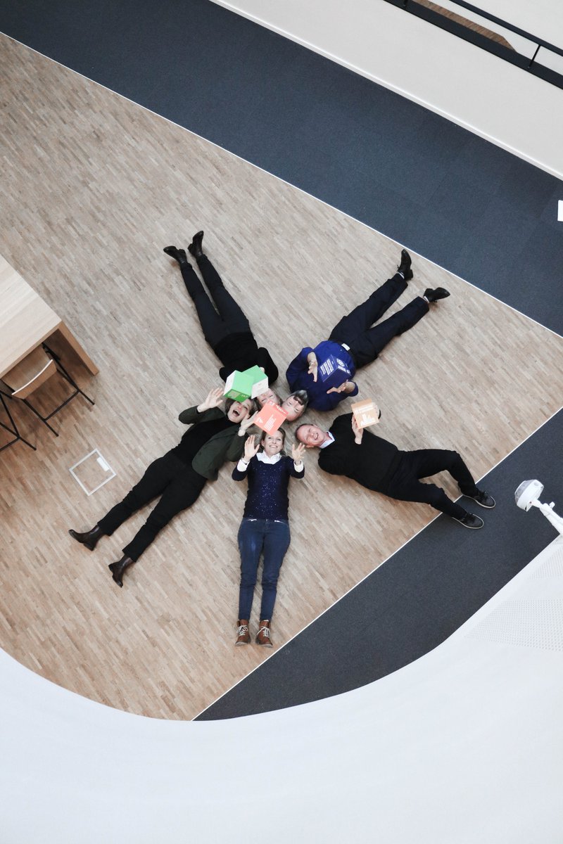 Look at our project partner Middelfart joggling with the Sustainability Goals as a symbol for the partnership between EU projects EMPOWER2.0 and COBEN.  An example of Transnational Knowledge Sharing on engaging citizens in the green transition! #EnablingPeople #WorkingTogether