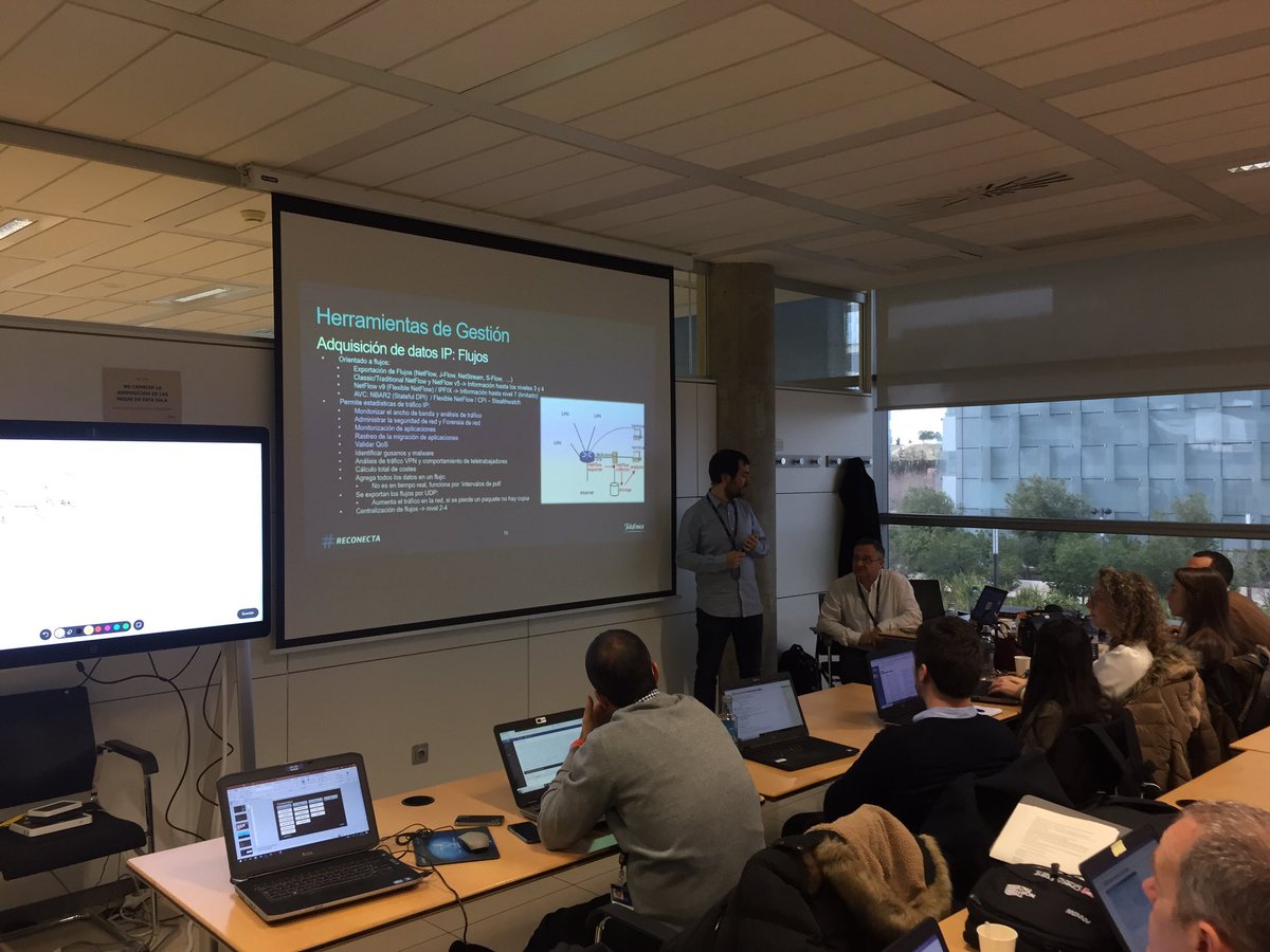 marafaelc's tweet photo. Empezamos el GET de LAN 2020 hablando de las principales Herramientas de Gestión de Red, de la mano de Guillermo Bielsa y Juan José Soria #ingenierostef #GetLANizate #ser_actitud https://t.co/8U7mmQmZiP
