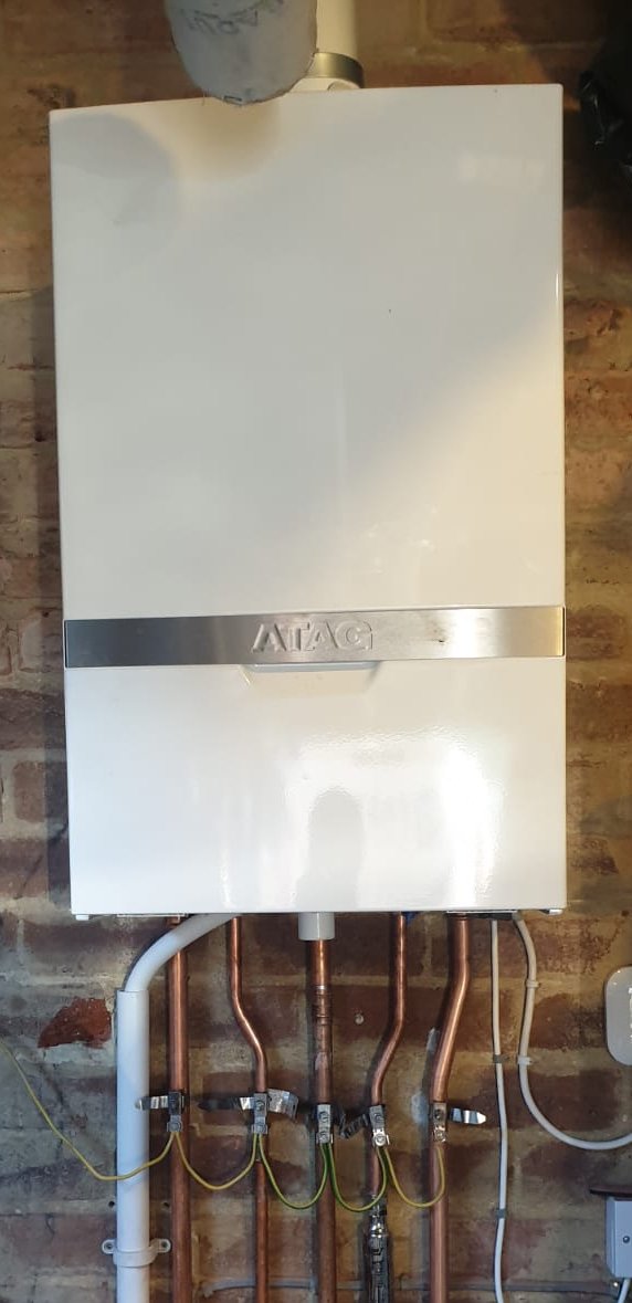 atagheating's tweet photo. Doing boilers right! First install by @FastfixBMLtd #atagselect https://t.co/spDlxCOkBj