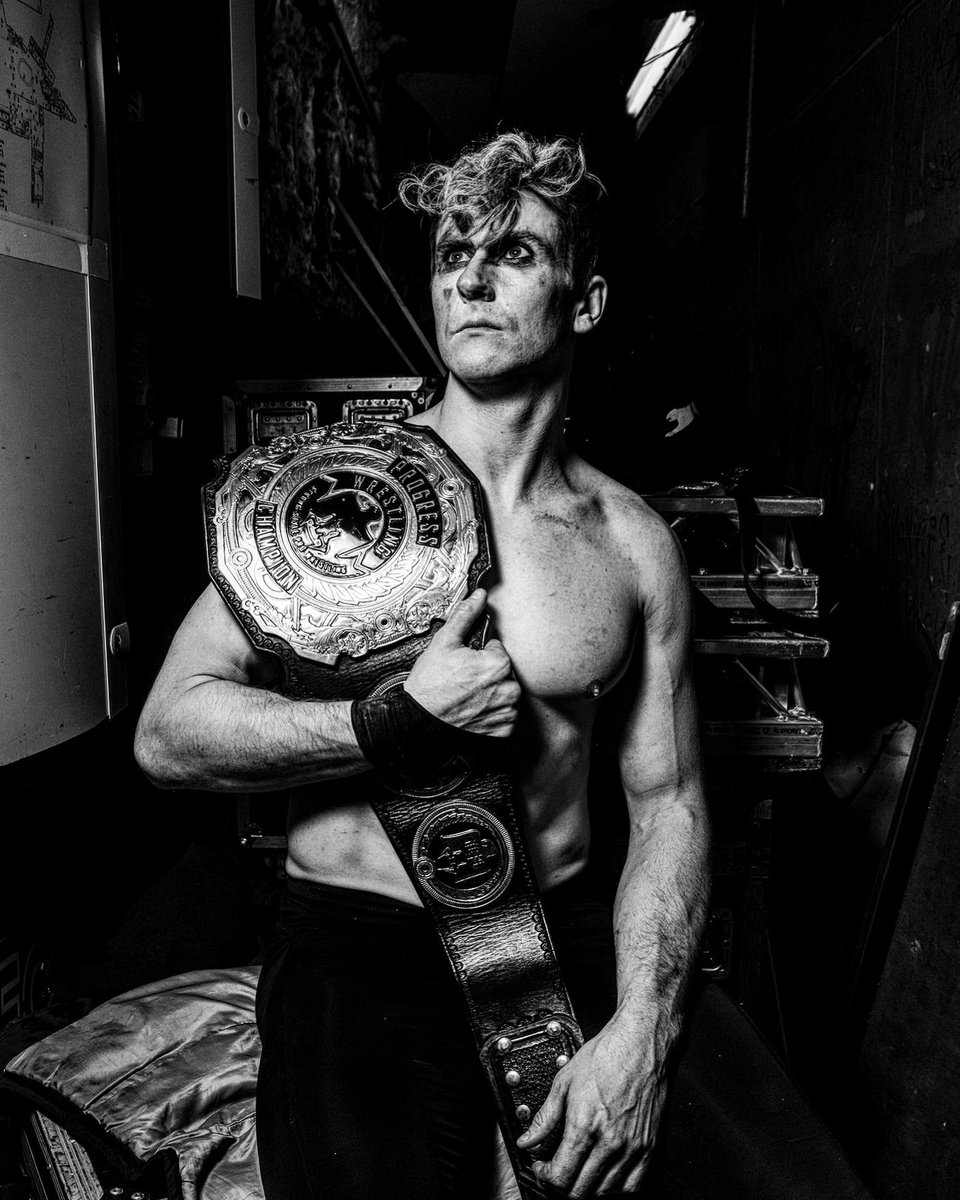 CaraNoirPW's tweet image. 2020 is the #YearOfTheSwan

Credit- @RobBrazierPhoto @ThisIs_Progress