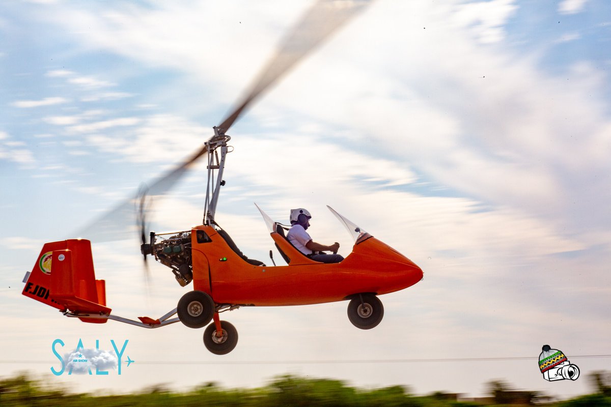 SalyAirShow's tweet photo. Le Saly Air Show c'était aussi le rendez-vous des aéronefs et des hélicoptères.
Les visiteurs en ont profité pour approcher ces engins de plus prés et découvrir la passion de l'aviation avec des pilotes sur place.
Retours en images👇
📸 Sunu Nataal
#SalyAirShow https://t.co/0ciakFYcLq