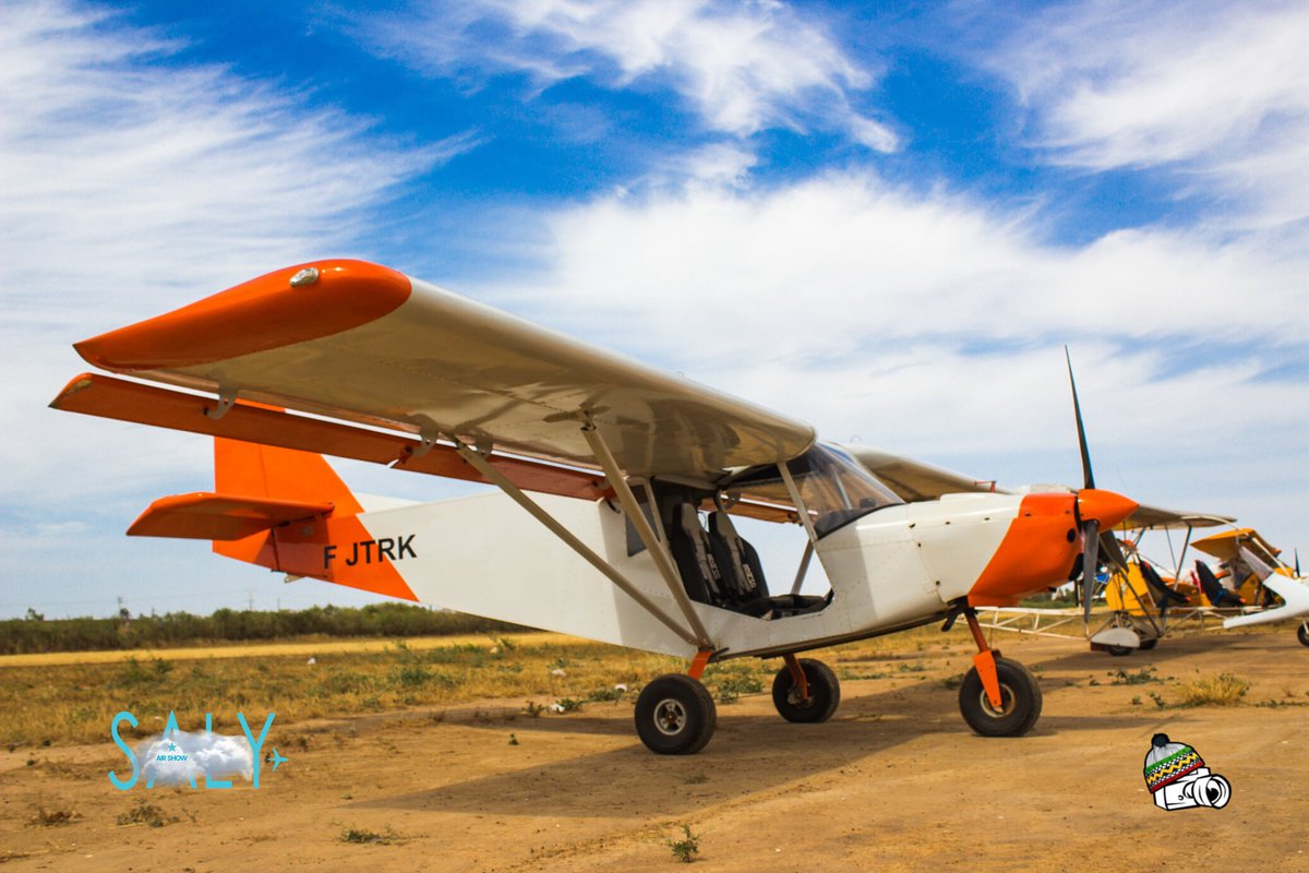 SalyAirShow's tweet photo. Le Saly Air Show c'était aussi le rendez-vous des aéronefs et des hélicoptères.
Les visiteurs en ont profité pour approcher ces engins de plus prés et découvrir la passion de l'aviation avec des pilotes sur place.
Retours en images👇
📸 Sunu Nataal
#SalyAirShow https://t.co/0ciakFYcLq