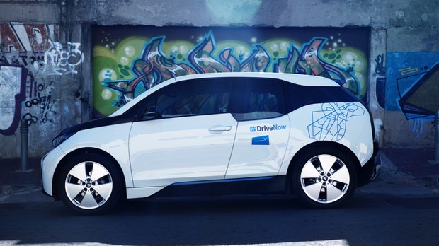 stefan_blome's tweet photo. #ShareNow, das Mobilitäts-Joint-Venture von  #BMW und #Daimler, betreibt jedes vierte #Carsharing - #Fahrzeug inzwischen elektrisch und sieht sich damit als #Vorreiter der #Elektromobilität. https://t.co/4B5fqgC61B
#elektroauto #emobicon #emobility https://t.co/5pirKS0tAt