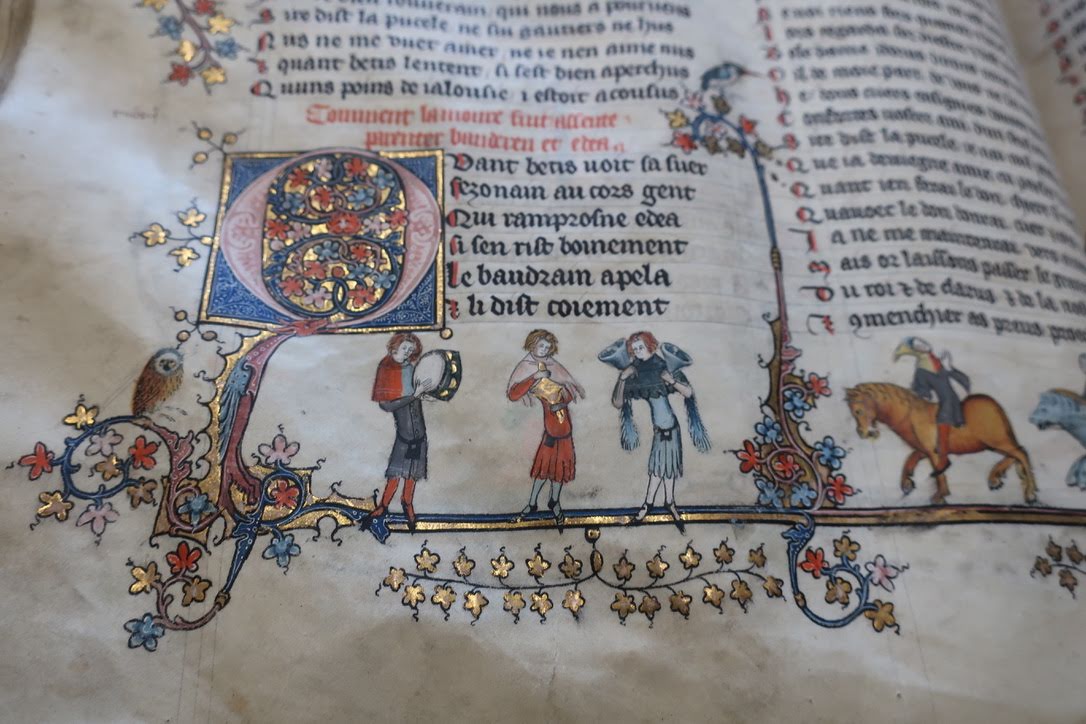 DIY photo of marginal musicians