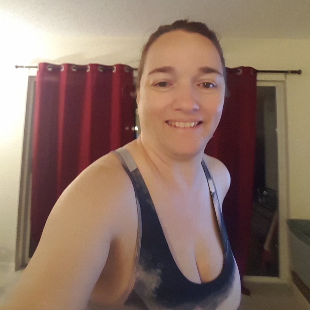 lauriefor's tweet photo. why am I smiling I am getting ready to move my body
#exercise #earlymorning #movingmybody #smile https://t.co/PABZ77xegN