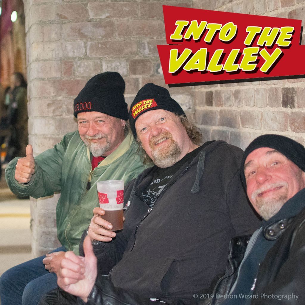 Farmyard_Party's tweet photo. Always a friendly face at Into The Valley! Tag &amp; share if you know these bikers 😉
.
 #intothevalley #eastyorkshire #motorbikerally #bikerally #motorbikes #motorcycles   #Yorkshiremag #bikerforlife  #twowheelsonly #goodfriendsgoodtimes https://t.co/QkUUfpitIk