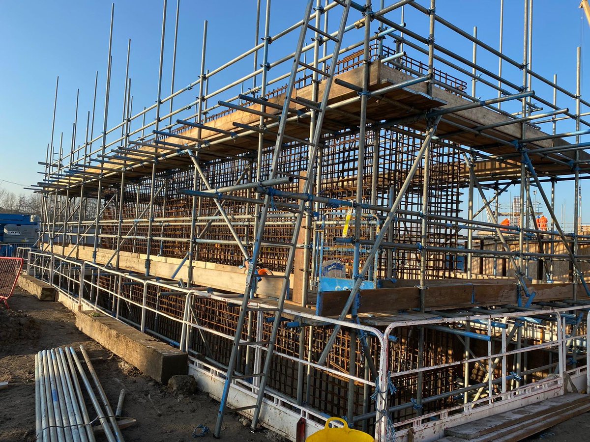 TG20:13 independent erected at Barking, another collaboration with ⁦<a href="/SianFormwork/">Sian Formwork</a>⁩ 💪🏻.. safety begins with teamwork!!!