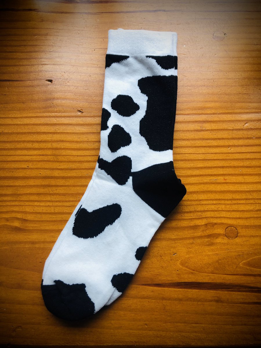 LizHoggarth's tweet image. The #40th #birthday #pressies are still arriving!! My #friends know me too well! I do #love #cows #teamdairy #BackBritishFarming #farm365