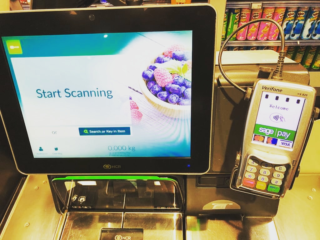 📢📢ST PATS CAMPUS 📢📢
 You can now use your debit or credit cards in <a href="/LondisDCU/">Londis Dublin City University</a> and in Campus Store in St Pat's Campus!! 🥳🥳
 Thank you all so much for being patient with us while we got it up and running 🤗