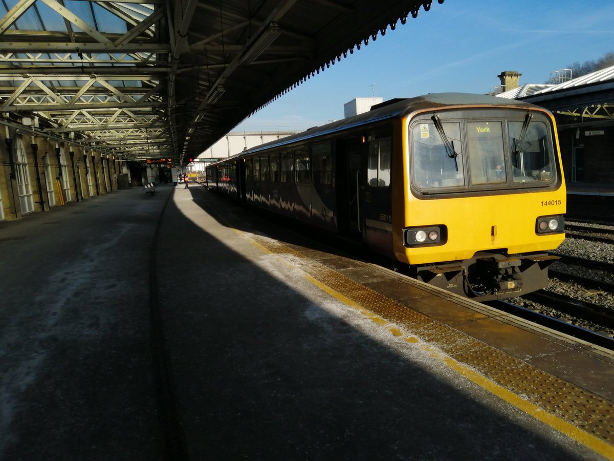 Northern_Travel's tweet image. Bounce, screech, thud, wallop, clunk, boing.

On the 1141 Sheffield Midland to York via Pontefract service.

10p fare offer.

#Railbus Travel 👍