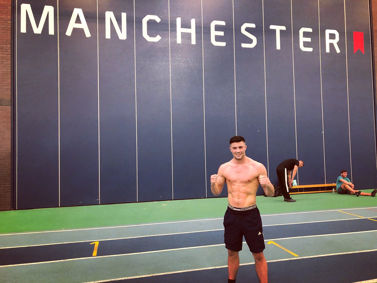 Markheffron91's tweet image. Wow that was seriously hard work on the track this morning 😓 February 22nd I’m a be more than ready #painistemporary #running #trackrunning #boxing #kiddynamite #teamheffron 💥🥊