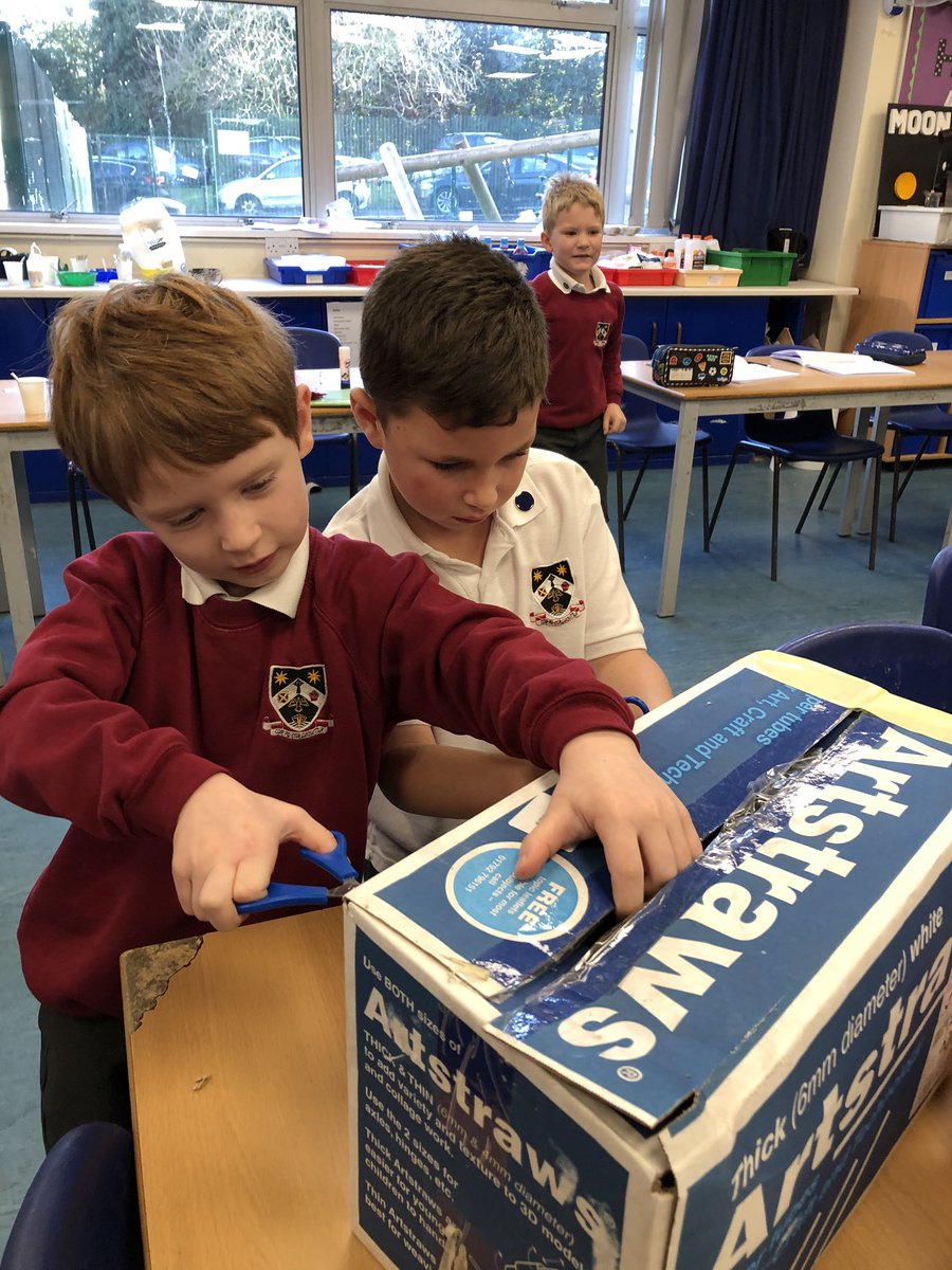 StColumbasLPrep's tweet photo. #SCCPrep2 are building houses to test next week, to see if they are waterproof, windproof and strong. #SCCArt #SCCScience #teamwork https://t.co/b9fOGOj3g5