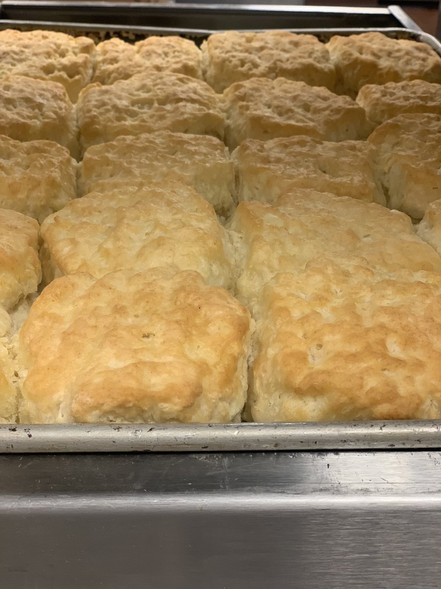 xxBIGJONxx's tweet photo. @CFAkitchen did I do okay??? https://t.co/YBEpwcFs8t