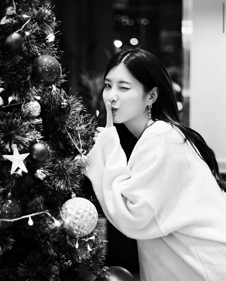 lee haein pics tweet media