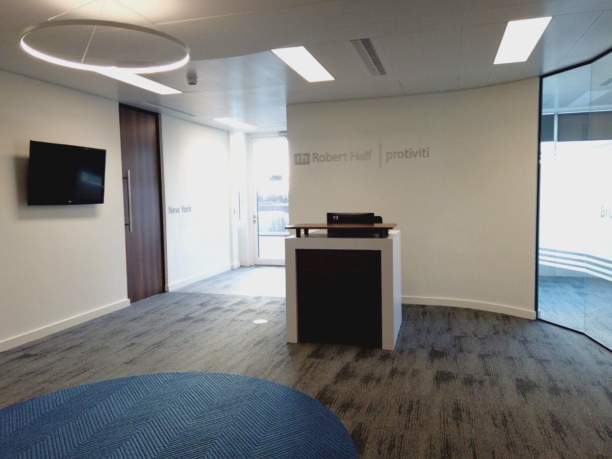 GrnPlanetDesign's tweet image. A few pictures from our first completed project of 2020, a fantastic new office space for @roberthalf. #office #officefitout #officedesign #construction #engineering #design #mep #engineers #weybridge #project #electricalengineering #mechanicalengineering #cad @cirkularis8