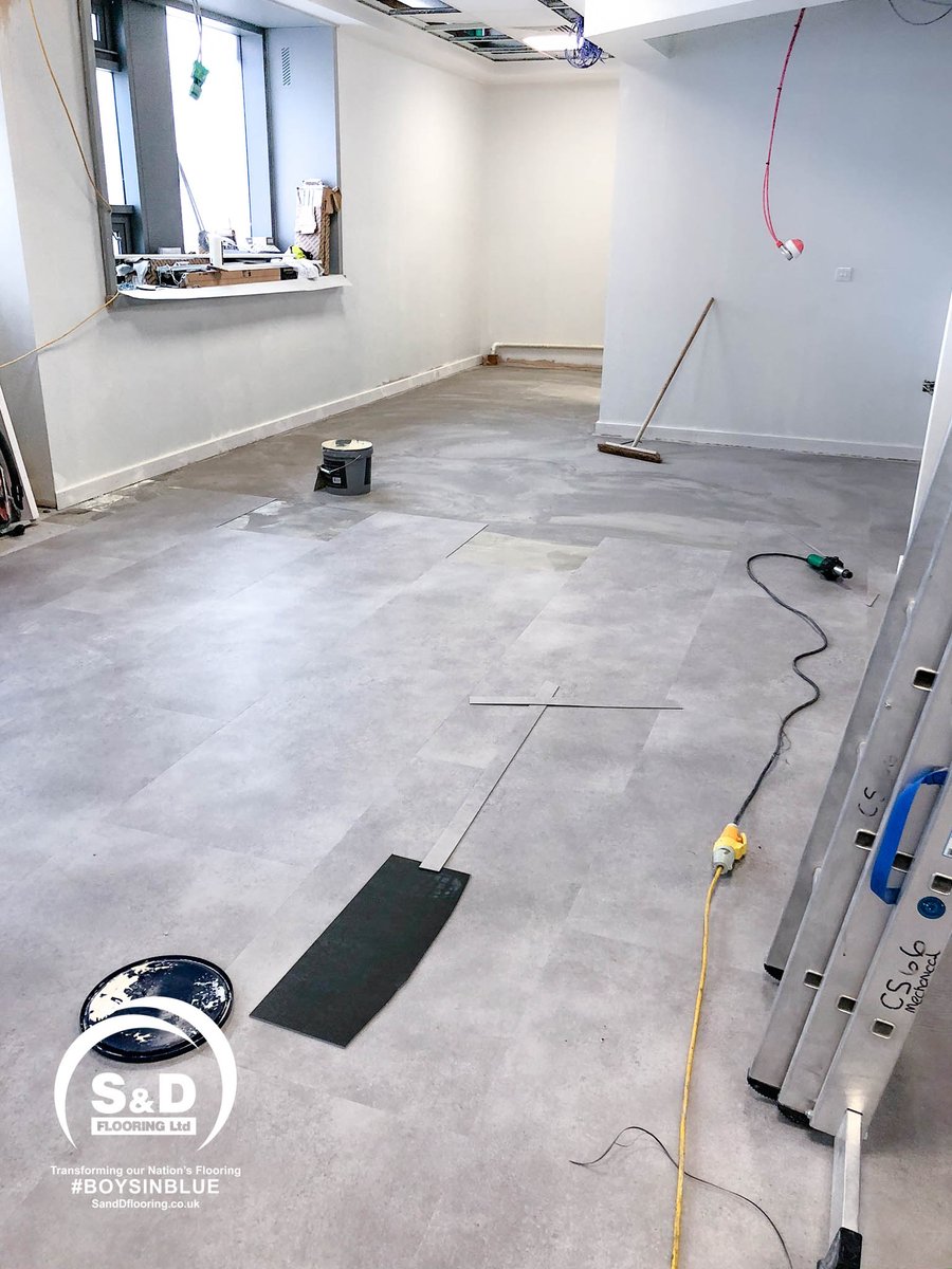 SandDFlooring's tweet photo. Whilst the #BoysinBlue take a quick break, our designated site supervisor takes a few moments to share an update of the great progress being made with this installation of @Polyflorltd Expona Design #WeLoveFlooring #Polyflor #LVT #Expona #Commercial #Healthcare #Construction https://t.co/ALZDl7AA4D