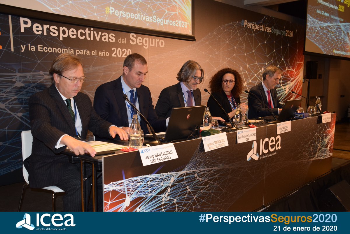 icea_es's tweet photo. El uso generalizado de apps, chequeadores de síntomas y análisis de imágenes médicas mediante visión artificial o las visitas médicas virtuales son las grandes tendencias de cambios en el entorno del ramo de #Salud según @DrSantacreu @DKVSeguros en #PerspectivasSeguros2020 https://t.co/4eKI0MCkni