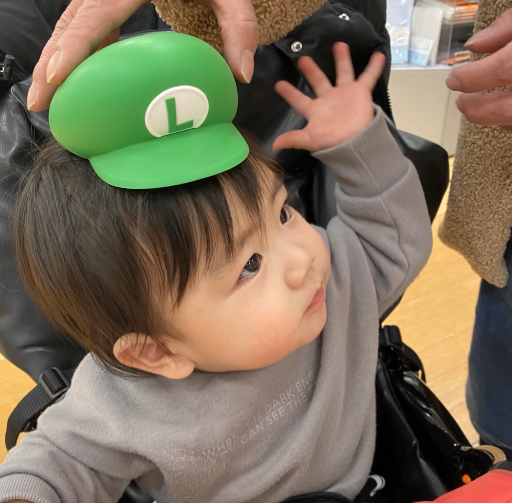 rnykp's tweet photo. @yousuck2020 1/31甥っ子の誕生日です！！
1歳になります！
誕生日プレゼントをたくさん買ってあげたいです〜🥰

#続お年玉 https://t.co/OpxXUOTkjr
