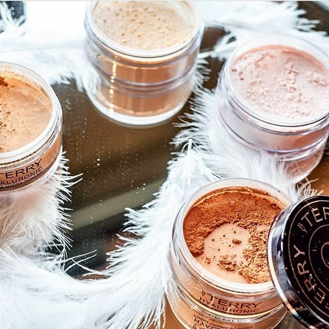 Slappldn's tweet image. Hyaluronic hydrates goodness for every skin tone ✨💦 Find Your Shade in the Slapp App -💫-
#makeup #powder #translucentpowder #settingpowder #tintedpowder #makeupideas #makeuplife #allskintones #hydrating #skincare #hyaluronicacid #hydraveil #byterry #… ift.tt/2NLCLtj
