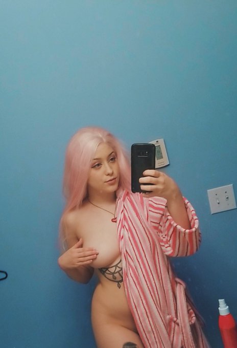 bubble gum princess https://t.co/qbOhro5Nb4<a href="/tag/horny"class="tags"><span>#horny</span></a><a href="/tag/nsfw"class="tags"><span>#nsfw</span></a><a href="/tag/nudes"class="tags"><span>#nudes</span></a><a href="/tag/sellingnudes"class="tags"><span>#sellingnudes</span></a><a href="/tag/sellingcontent"class="tags"><span>#sellingcontent</span></a>