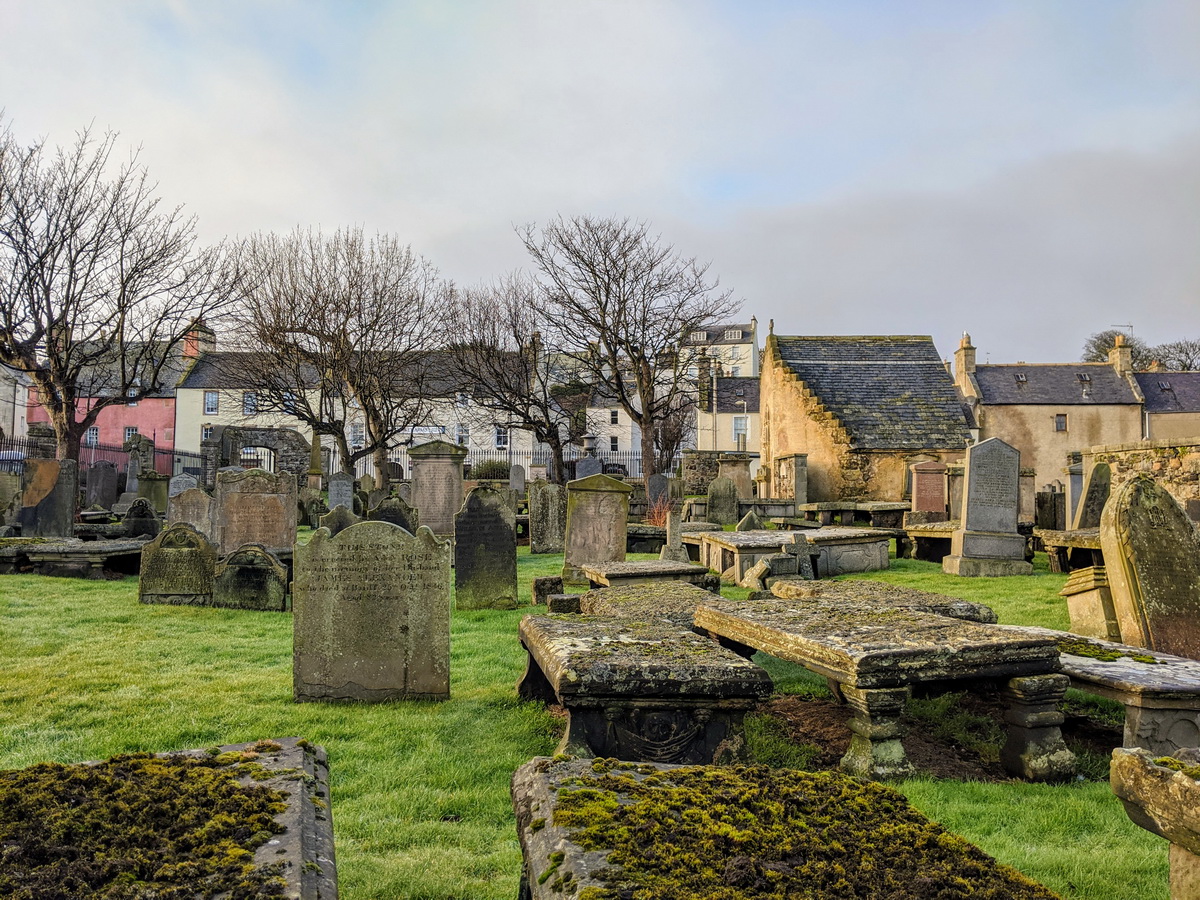 In the centre of Banff lies the ancient cemetery of the ruined St Mary's Kirkyard dating from the 12th century, and over the road, the Market Arms Pub built in 1585, and the pink-harled building, Banff's ode to Scottish renaissance architecture, the Merchant House (1675).