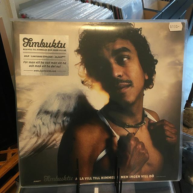 One copy of Timbuktu’s ”Alla Vill Till Himmelen Men Ingen Vill Dö” in stock! 2xLP Near Mint/ Limited edition ift.tt/2NKQwsg