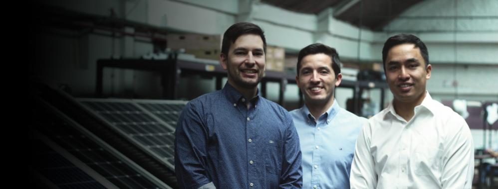 AlayaCapital's tweet image. "El ingenio de tres jóvenes chilenos de la startup #IntiTech, hizo posible un robot que alivia dos grandes problemas de la industria de la energía solar: la suciedad de los paneles fotovoltaicos y la falta de agua en los desiertos"🚀
americaeconomia.com/negocios-indus… @americaeconomia