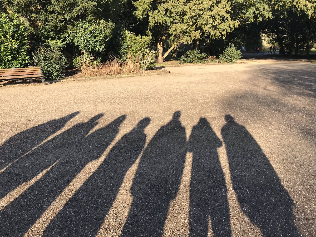 Growing our PhD #natureconnectedness #phdwellbeing lunchtime walk @DerbyUni @IvanaBabicova @kckirkman @findingnature @PhDForum