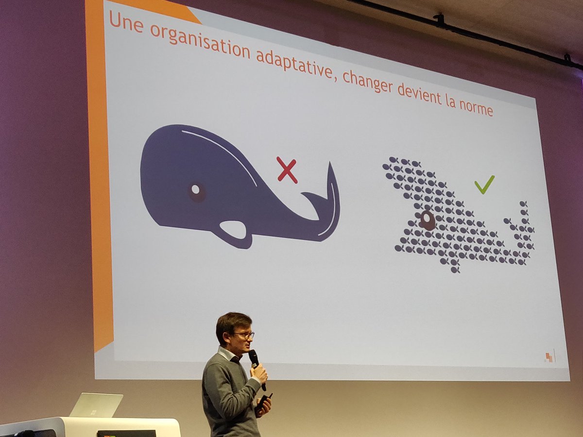 PowellSoftware's tweet photo. Le numérique infuse une nouvelle culture dans l'entreprise. @LeckoFR nous présente les nouveaux process agiles et adaptatifs. #PowellMasterClass #collaboration #DigitalTransformation https://t.co/zGoatetDOQ