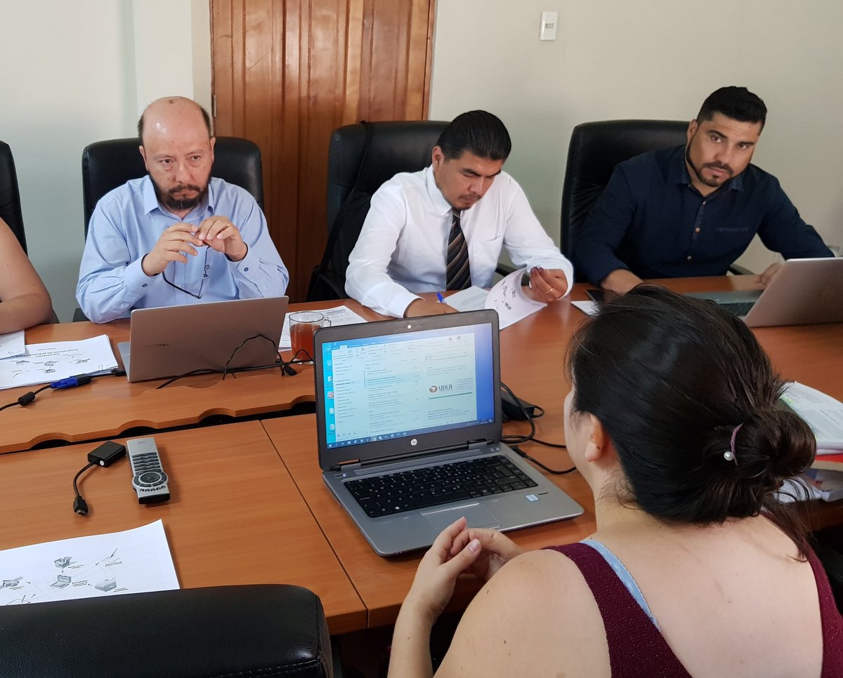 AnaHenriquez's tweet photo. En jornada de trabajo sobre Prácticas Pedagógicas en Facultad de Educación #UDLA.
🔸️Prácticas reflexivas
🔸️Portafolio de evidencias de Prácticas
🔸️Sistema de evaluación de Prácticas Pedagógicas 

#Pedagogía #Educación @UDLA_CL @FeduUdla https://t.co/BFU64x7HOt