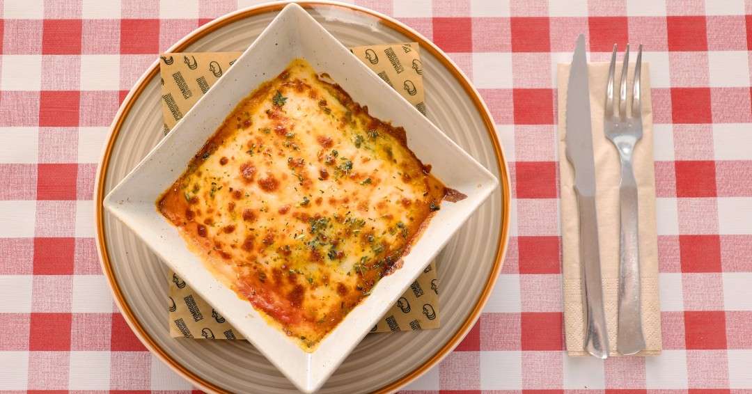 ¡Qué hambre nos ha entrado al ver esta Lasagna de Ternera de <a href="/Pomodoro_es/">POMODORO</a>! 🍝😋 ¿Quién se anima a probarla?