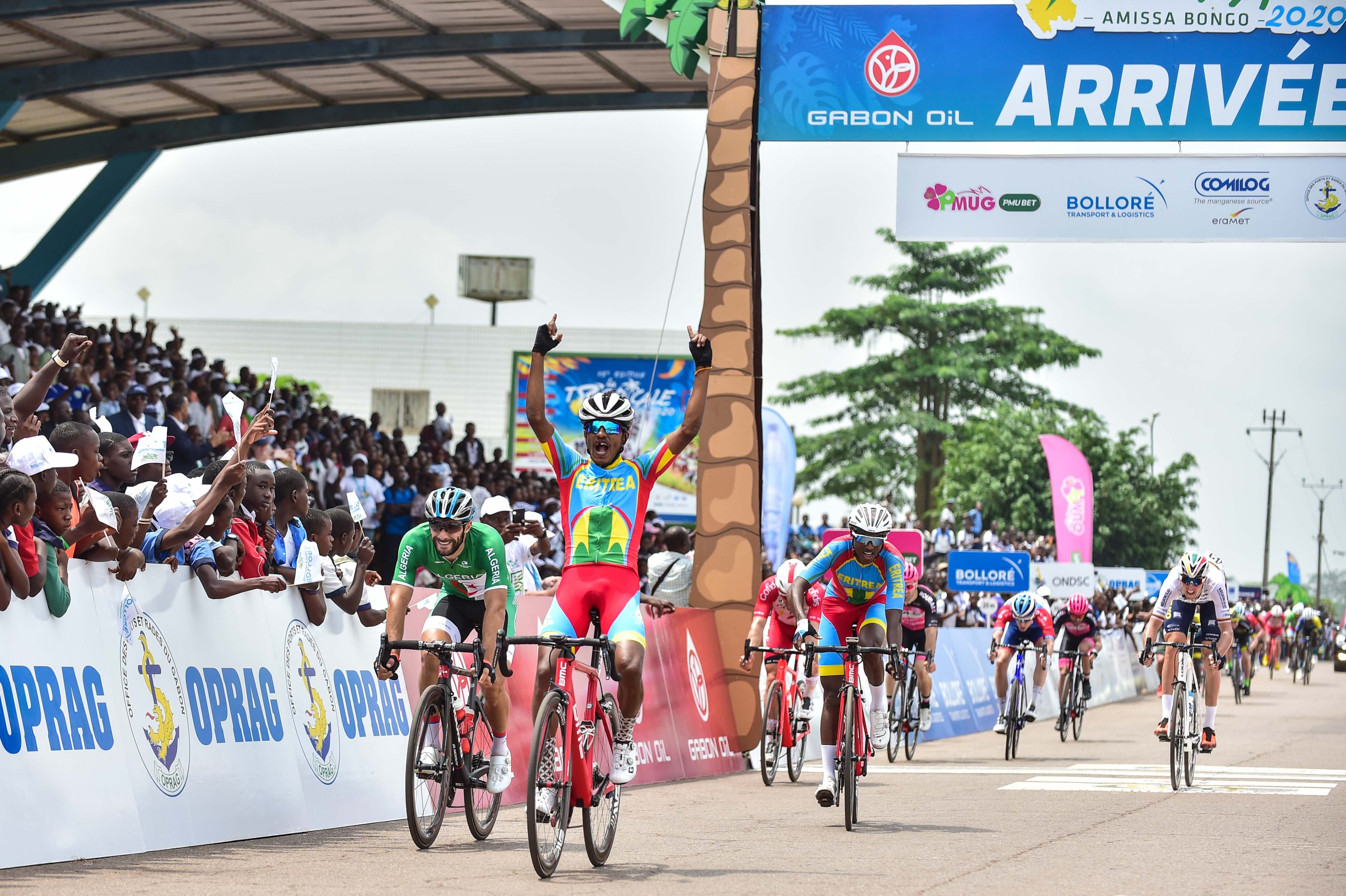 EOzw6s_WAAEEjyM?format=jpg&name=4096x4096