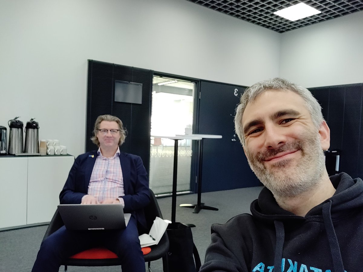 sub_samk's tweet image. Yet another successful day for #centralbaltic #efficientflow project. Wed 22.01 and Thu 23.01 we will be @turunmessukesku in Booth A77: we cannot wait to meet you! @SatakunnanAMK @STM_monalisa  #mysamk #navigate #turunmessukeskus