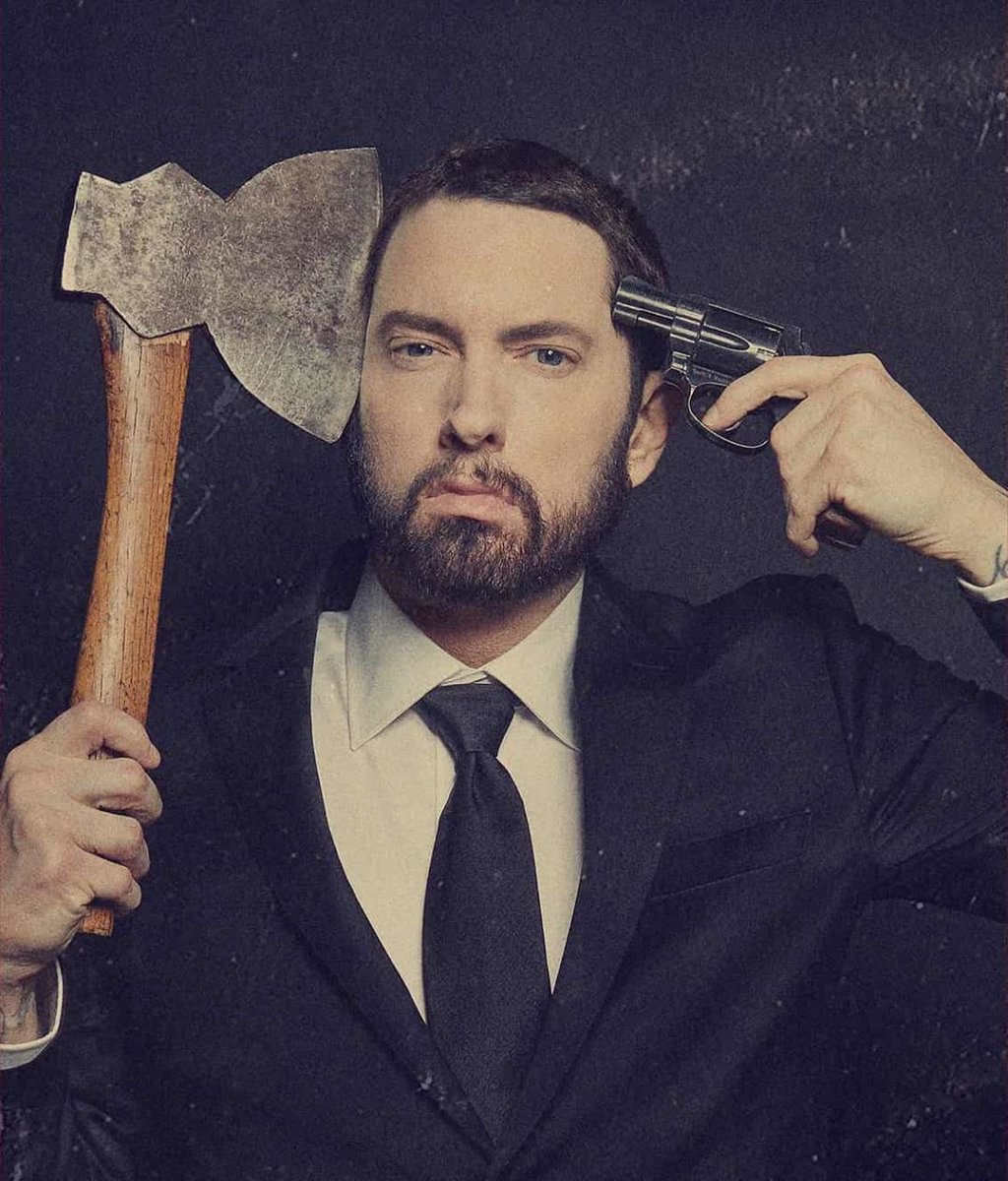 Eminem_Posts__'s tweet photo. Suited Eminem.
That's it. That's the tweet. https://t.co/xoXuk1gipo