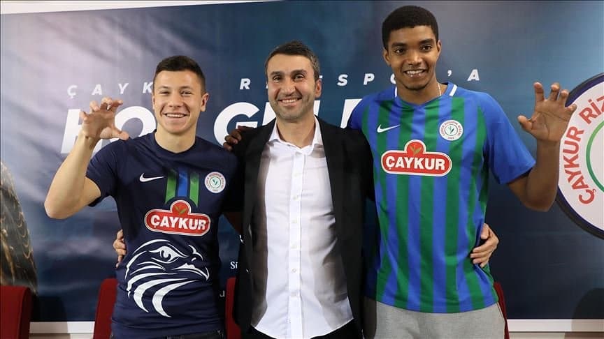 RizesporSocial's tweet photo. Onlar artık #ATMACA!
#IvanildoFernandes ve #AndriiBoriachuk ile imzalar atıldı. Rizespor'umuza hayırlı olsun! 🔥💚💙 https://t.co/ooyP3GoGP7