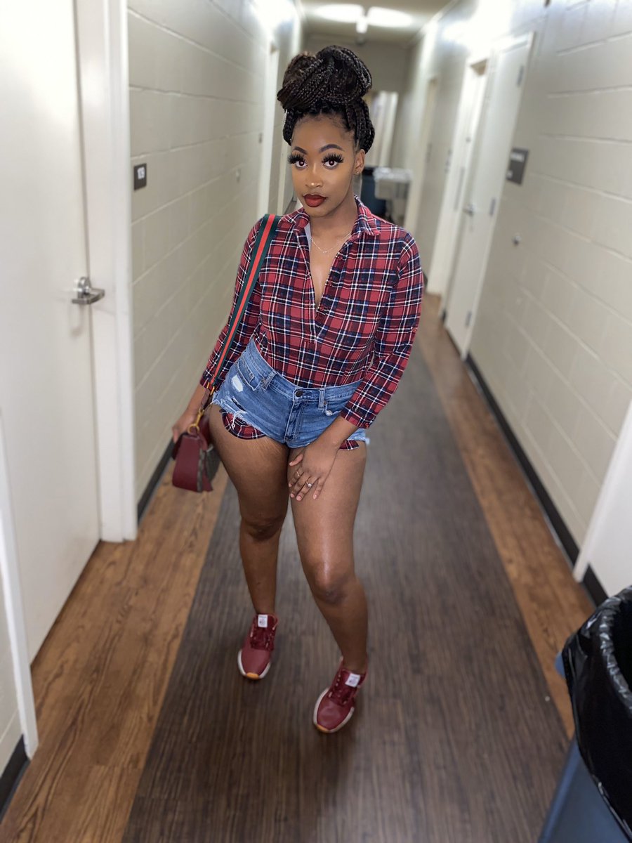 𝑩𝒂𝒊𝒊 ♛ tweet media