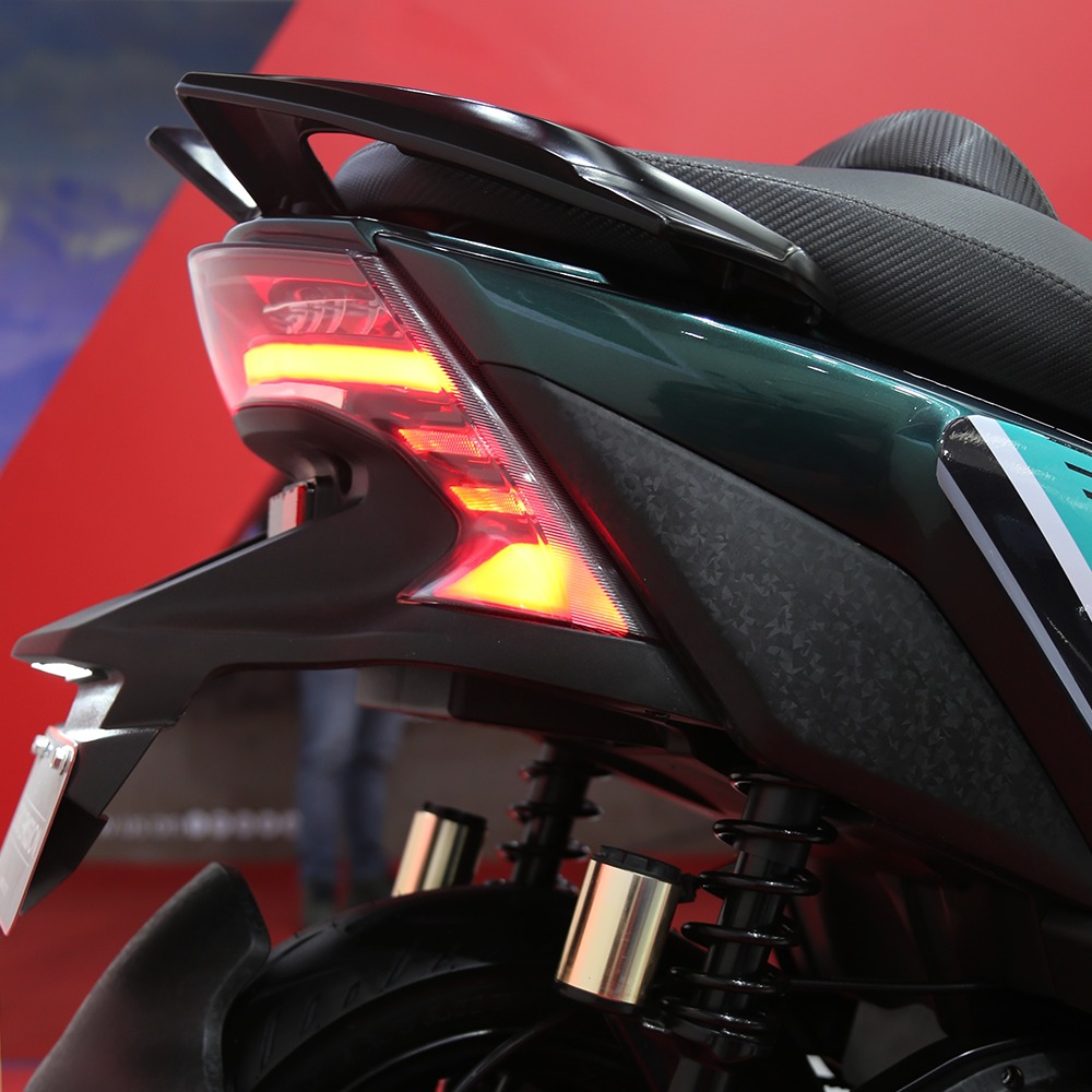 hero electric three wheeler